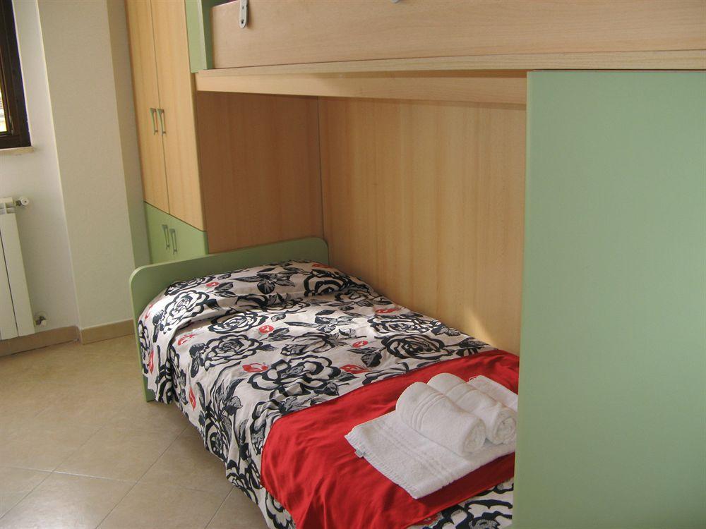 B&B La Casetta Ladispoli Bagian luar foto