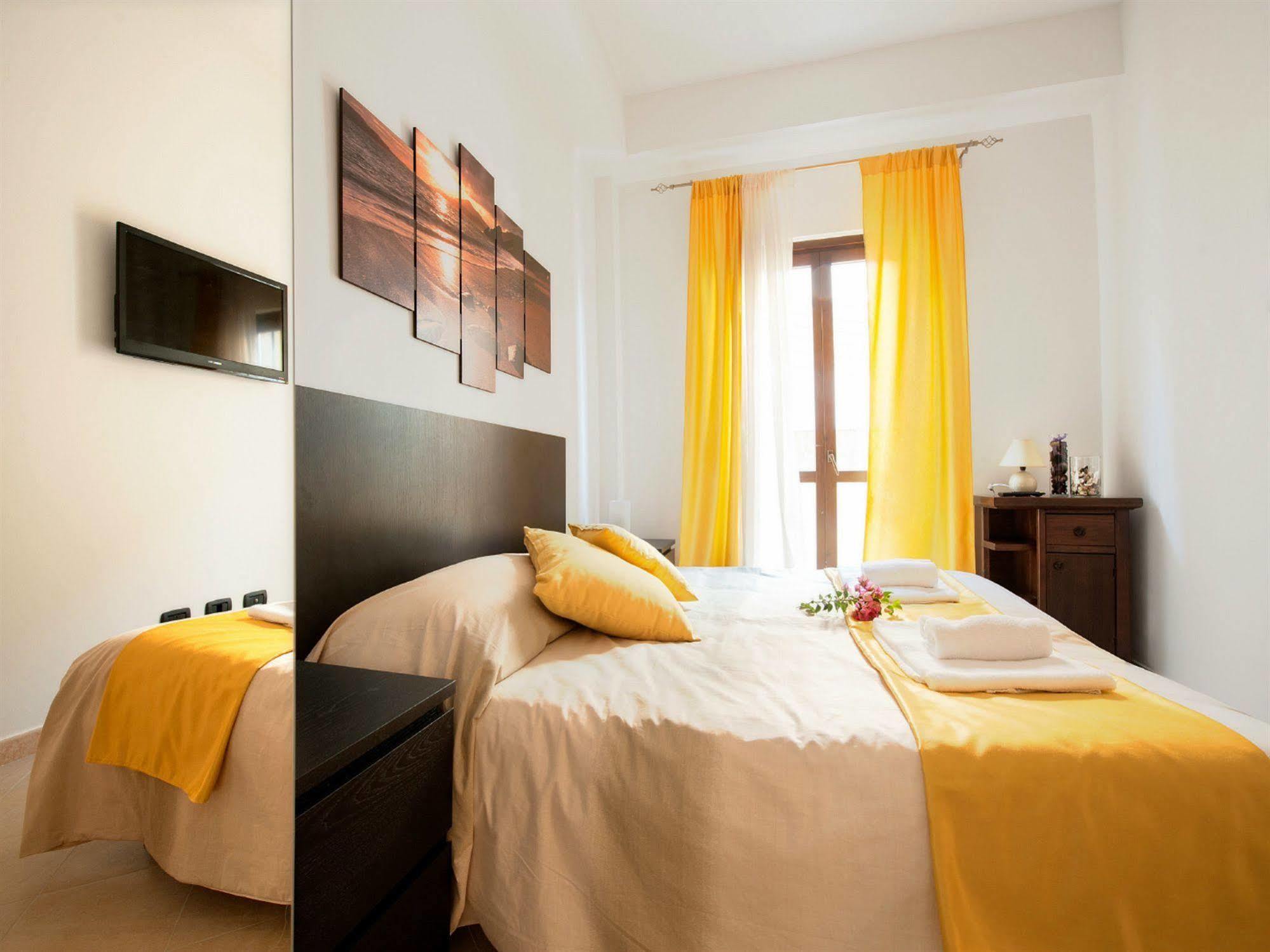 B&B La Casetta Ladispoli Bagian luar foto