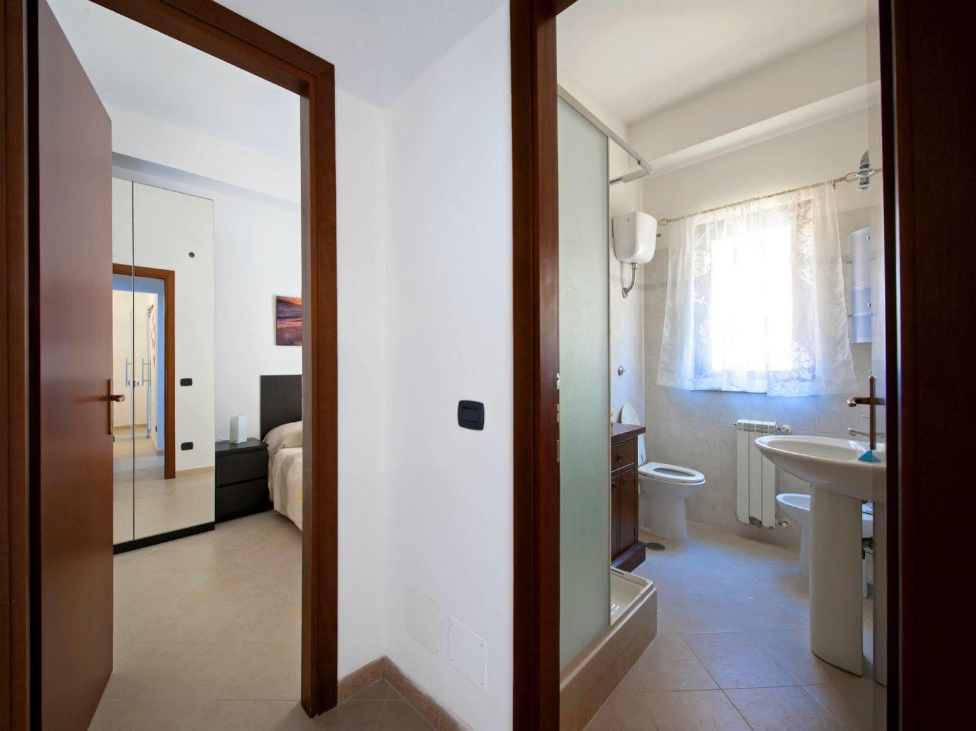 B&B La Casetta Ladispoli Bagian luar foto
